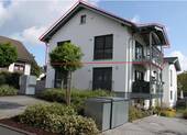 Modernes Haus - Moderne 2-Zimmer-Wohnung mit überdachtem Balkon und wunderschönem Ausblick