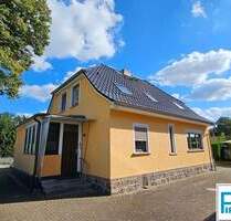 Einen Moment bitte!! Ihr Landhaus, Hof, Garten und Scheune wartet auf Sie! - Boldekow