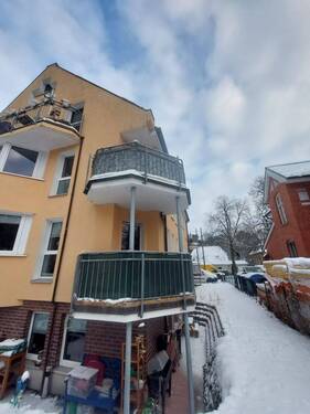 Aussenansicht Balkon Hofansicht.jpeg - 