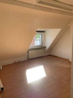 Bild 3 - 2 Zimmer Etagenwohnung zur Miete in Saarbrücken