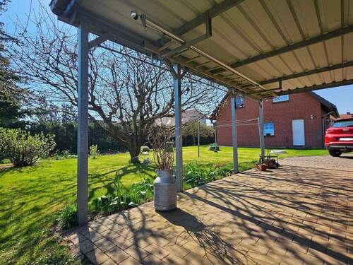 Blick zum Haus.jpg - 