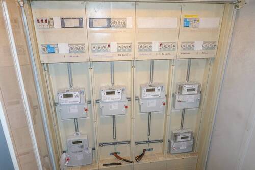 Bereits modernisierte Elektrik - 