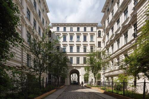 Außenansicht - Riehmers Hofgarten Berlin: Helle 3-Zimmerwohnung mit Balkon - bezugsfrei!