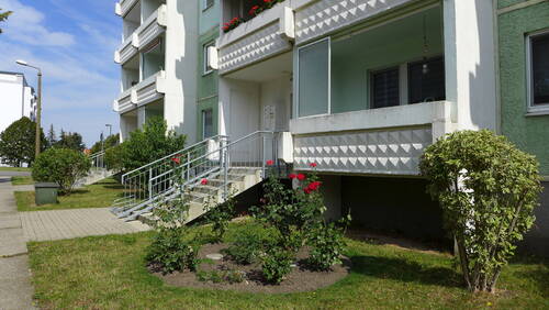 Ansicht Rh49.JPG - Moderne 2,5-Zimmer-Wohnung in Borna