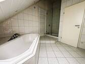 Badewanne u. Dusche.jpeg - 