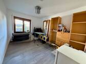 Kinder- oder Arbeitszimmer - 