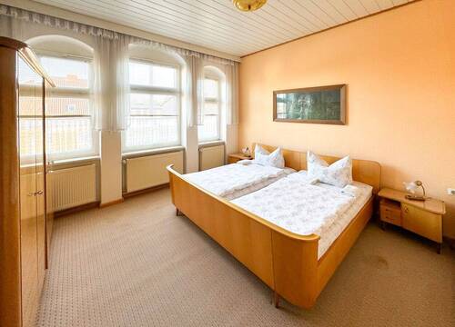 ...die Zimmer im Obergeschoss - 