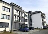 Bild 1 - Helle, gepflegte 3-Zimmer-Wohnung in ruhiger Lage im ENERGETISCH SANIERTEN Mehrfamilienhaus