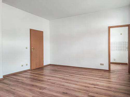Wohnzimmer mit Küchentür Nr. 9 - 