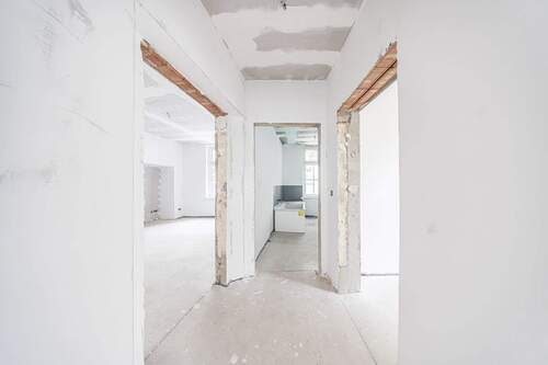 Flur - Etagenwohnung mit 79,00 m² in Leipzig zum Kaufen