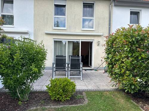 Terrasse mit Markise - 
