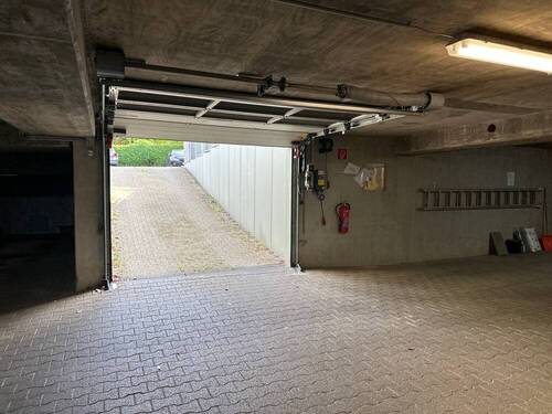 elektrisches Tor Tiefgarage - 
