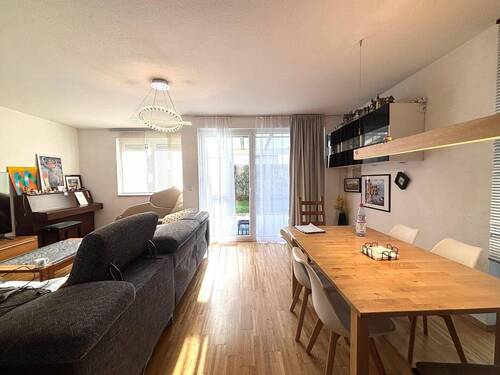 Wohn- und Esszimmer - 5 Zimmer Reihenendhaus zur Miete in Kornwestheim