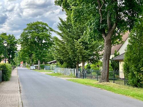 Blick in die Straße - Grundstück in Prieros zum Kaufen