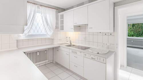 Küche - 3 Zimmer Etagenwohnung in Baden-Baden