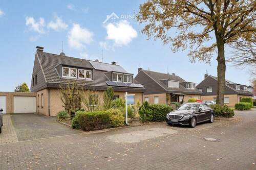 Hausansicht - 4 Zimmer Doppelhaushälfte in Dorsten