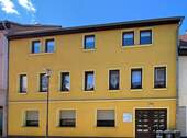 Bild 1 - Vielseitiges Investment in Apolda: Attraktives Wohn- und Geschäftshaus im Stadtzentrum