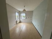 EG Gast/KiZi; leicht verzerrt - 