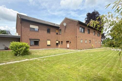 Verkauf Mehrfamilienhaus Stuhr-Seckenhausen Hechler & Twachtmann Immobilien GmbH - Vermietetes Gebäudeensemble mit Halle in begehrter Lage von Stuhr-Seckenhausen!