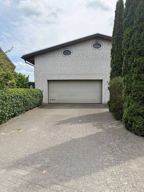 Doppelgarage - Mehrfamilienhaus, Wohnhaus mit 508,00 m² in Stuhr zum Kaufen