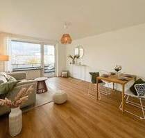 Modernisierte Wohnung mit Balkon und Blick auf den Kanal + inkl. Stellplatz. Keine Käuferprovision! - Hamburg Hamm