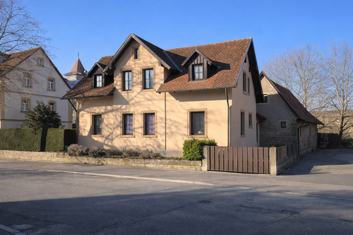 Ansicht Haus - Mehrfamilienhaus, Wohnhaus mit 148,00 m&sup2; in Rothenburg ob der Tauber zum Kaufen