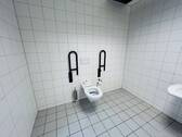 Behindertengerechtes WC - 