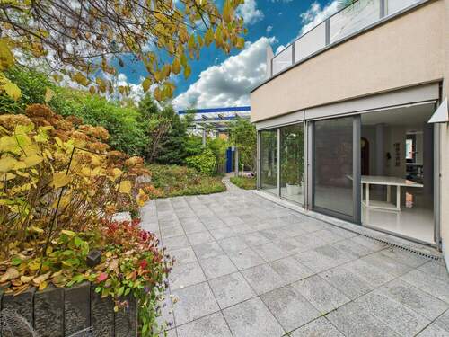 sonnenverwöhnte Terrasse - Etagenwohnung mit 153,00 m² in Mainz zur Miete
