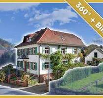 Platz für zwei Generationen - charmantes Zweifamilienhaus mit großem Garten in Erfweiler