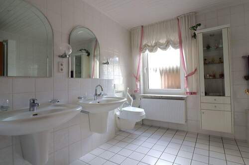 Badezimmer.JPG - 
