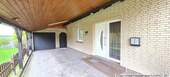 Garage mit vorgelagertem Carport - 
