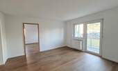 Wohnen Zug. Balkon - 2 Zimmer Etagenwohnung zur Miete in Singen (Hohentwiel)