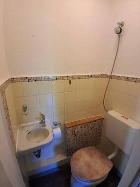 WC - 
