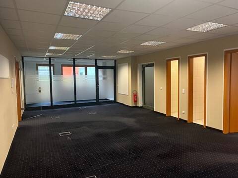 Büro 1 - Büro mit 128,80 m&sup2; in Chemnitz zur Miete