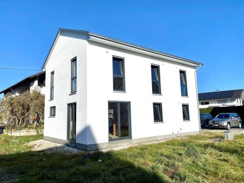 Bild 2 - 6 Zimmer Einfamilienhaus zum Kaufen in Kirchdorf an der Iller / Unteropfingen