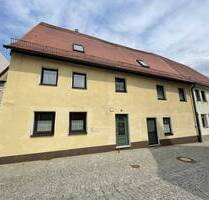 Sanierungsbedürftiges Stadthaus im Ortskern von Altdorf