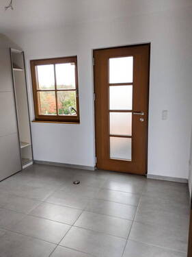 Diele - Etagenwohnung mit 163,50 m&sup2; in Obing zur Miete