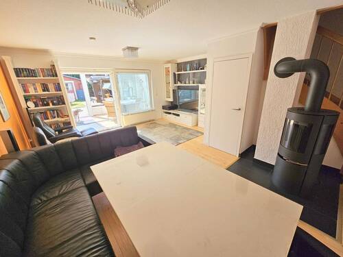 Wohnzimmer Ansicht 4.jpg - 