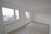 Wohnzimmer - Etagenwohnung mit 56,50 m² in Halle (Saale) zur Miete