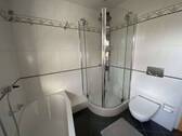 ...mit Dusche - 