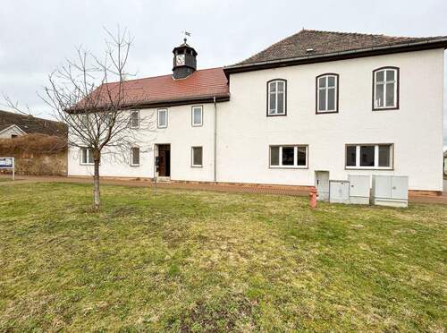 Garten mit Scheune - Mehrfamilienhaus, Wohnhaus mit 360,00 m&sup2; in Buttstädt zum Kaufen