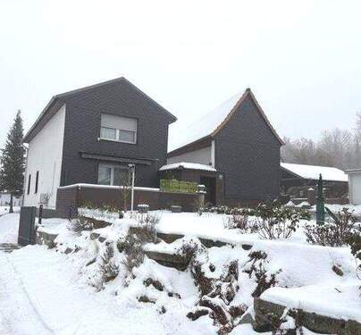 Außenansicht - EFH in Esperstedt - 33.000,00&nbsp;EUR Kaufpreis, ca.&nbsp; 100,00&nbsp;m&sup2;&nbsp;Wohnfl&auml;che