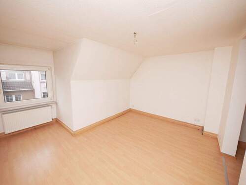 Wohnzimmer - 2 Zimmer Etagenwohnung zur Miete in Gelsenkirchen