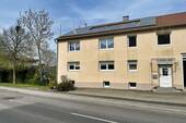 Außenansicht - Zweifamilienhaus am Ortsrand von Kolbingen