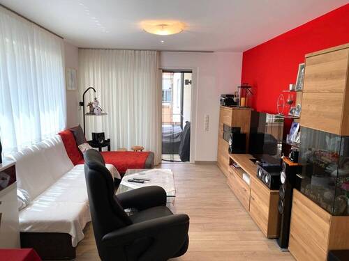 Wohnzimmer - Etagenwohnung mit 80,00 m² in Tettnang / Kau zum Kaufen