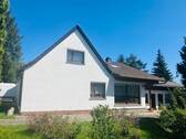 Hofansicht - Doppelhaushälfte mit 105,00 m² in Wittenberg zum Kaufen