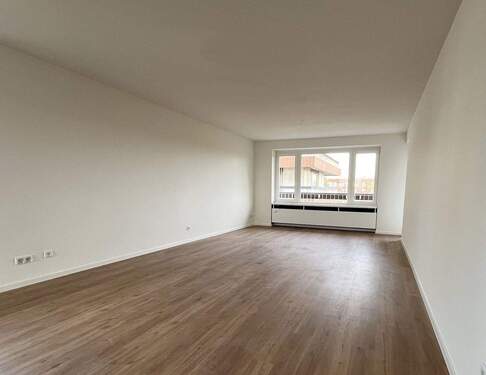 Wohnen - 4 Zimmer Etagenwohnung in Köln