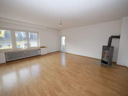 2.OG Wohnzimmer rechtes Gebäude - 