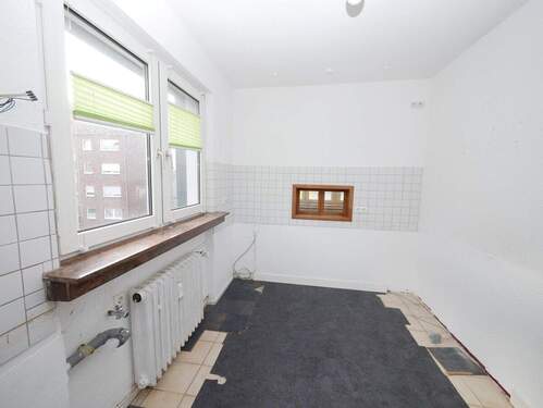 2. OG Küche rechtes Gebäude - 