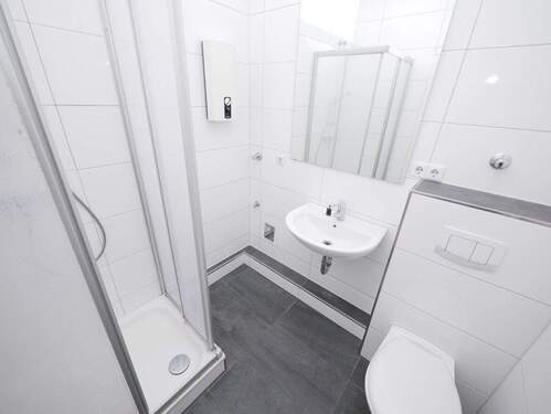 3.OG Badezimmer rechtes Gebäude - 